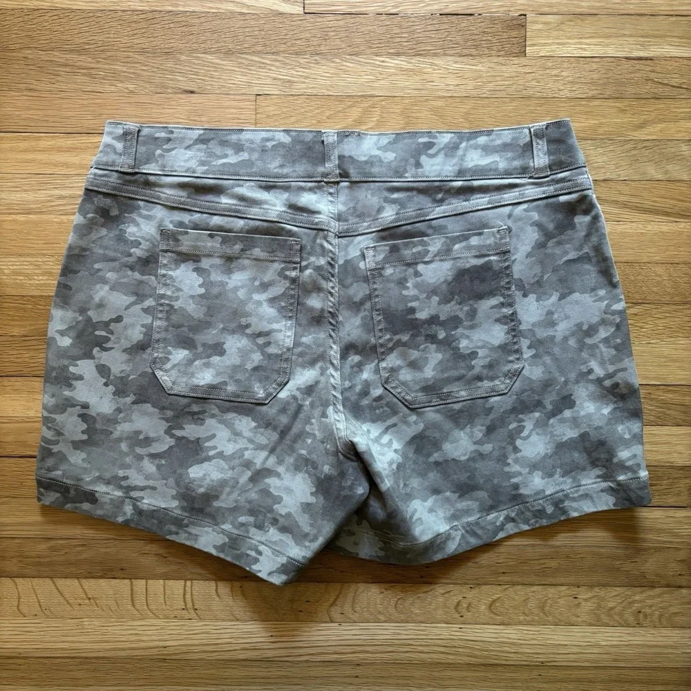 Spanx Stretch Twill Shorts Women's XL 5